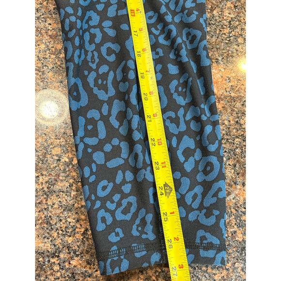 Livi Women's Black Teal Animal Print Leggings Size 18/20 - Picture 13 of 13